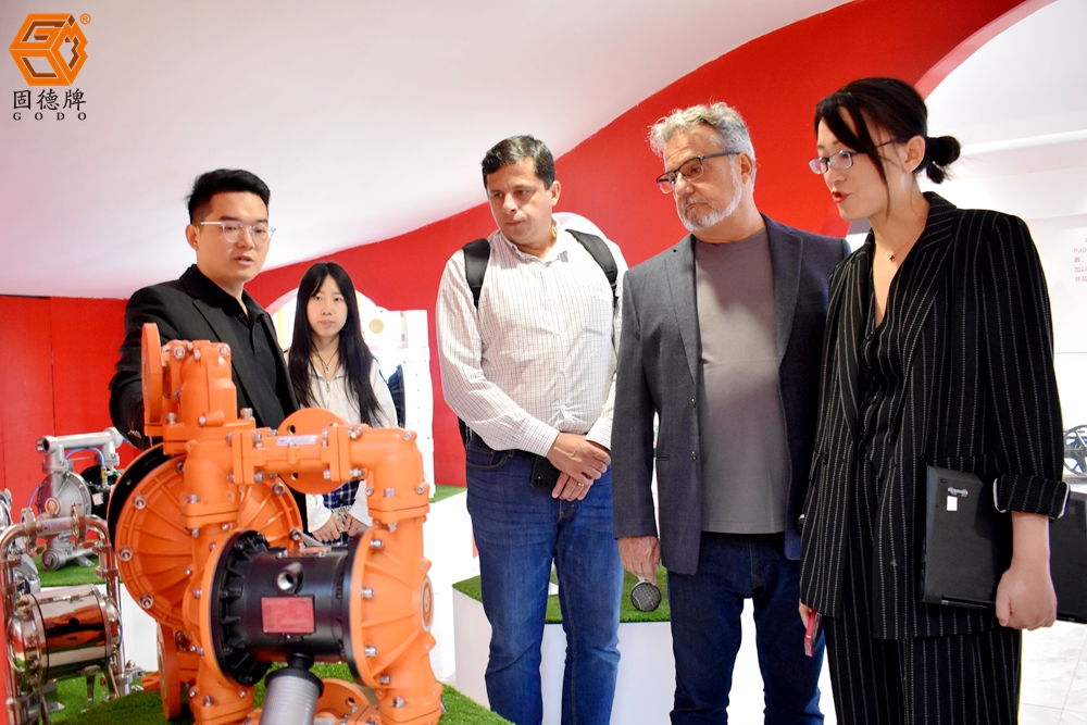 DSC_0015.JPG DSC_0015.JPG