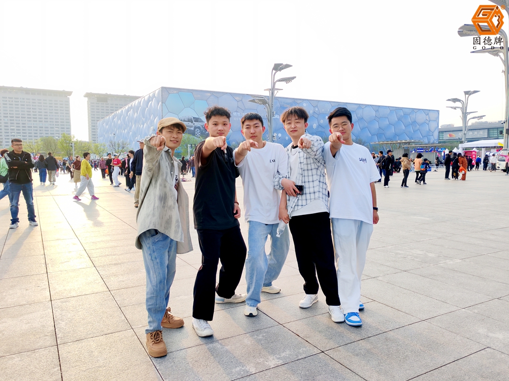 60941fbad1e30659e8d2e13244ac3ae1_origin(1)