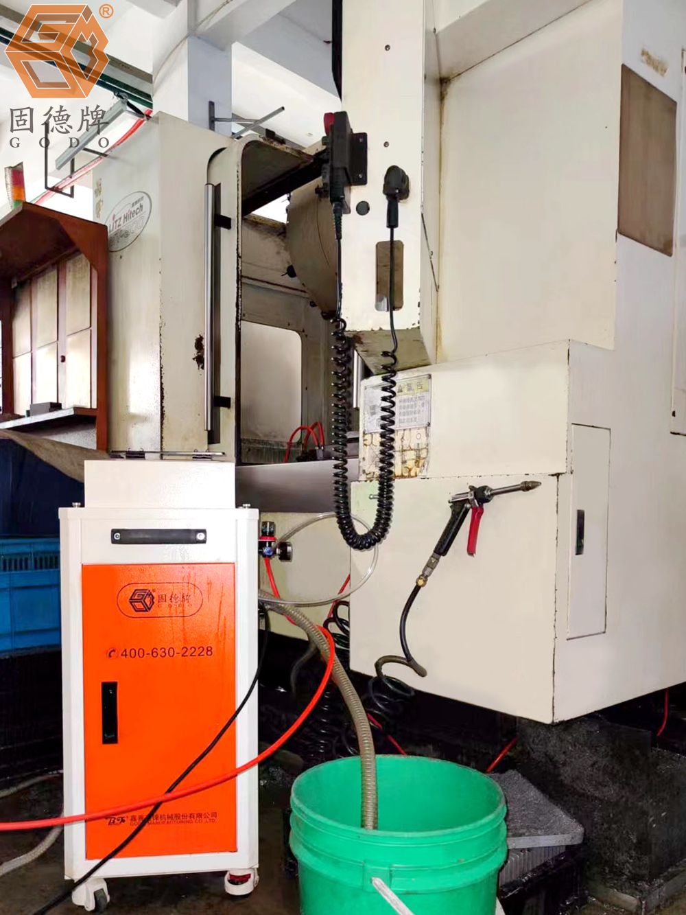 切削液發(fā)霉發(fā)臭太刺鼻？固德牌切削液凈化裝置來幫忙